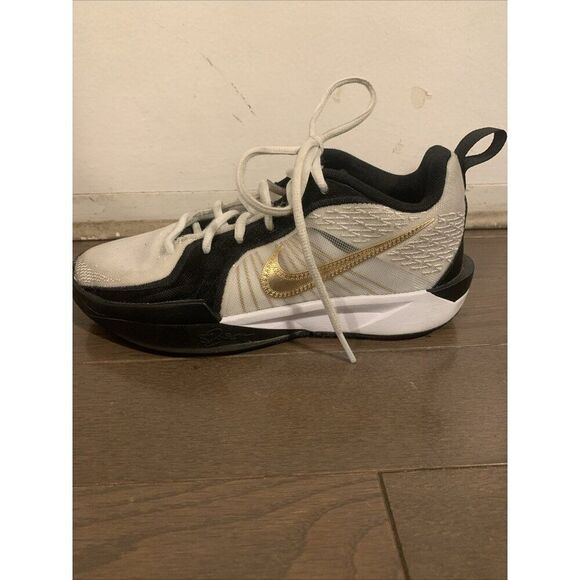 Kids Nike Sabrina 2 Gold Quest GS Black Gold White FQ7377-001 Sneaker 4Y 4 Y - Picture 4 of 9